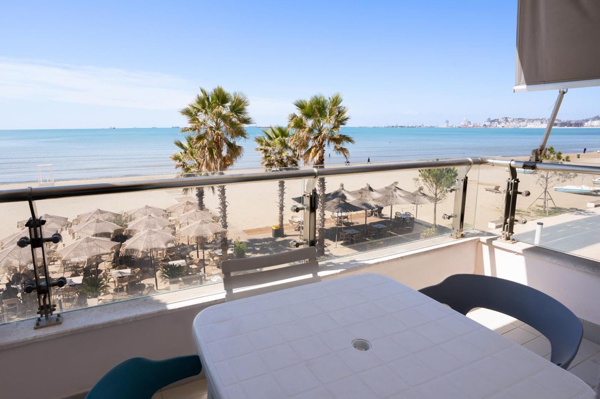 Sea View-Apartment On The Beach - Durrs2 Durrës Extérieur photo